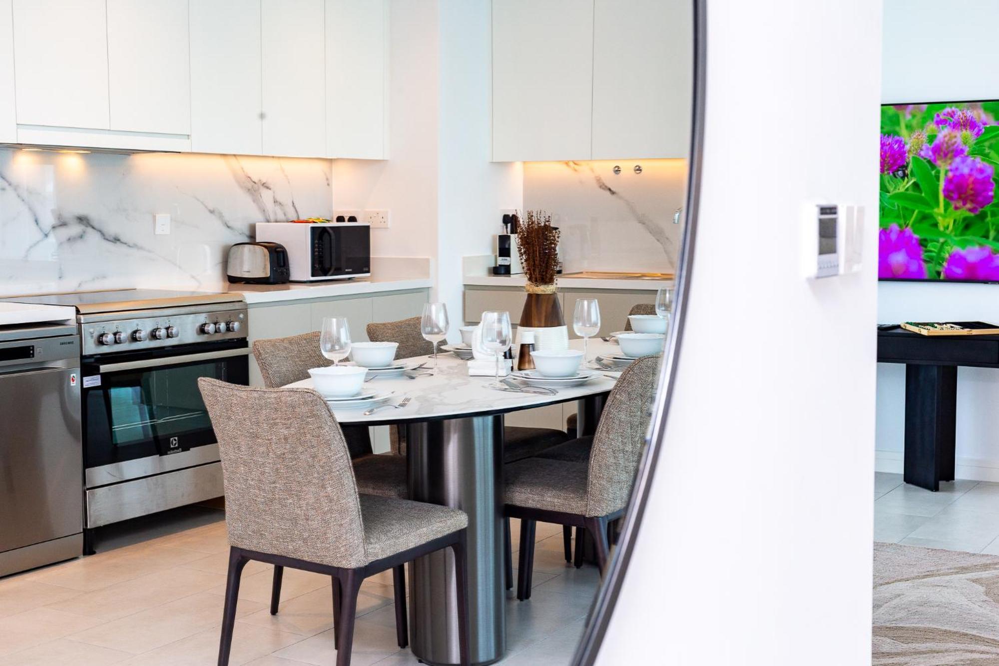 Appartement Remarkable 2br+storage In Jbr With Sea View *