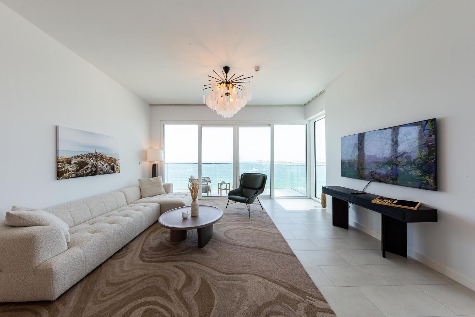 Appartement Remarkable 2br+storage In Jbr With Sea View *