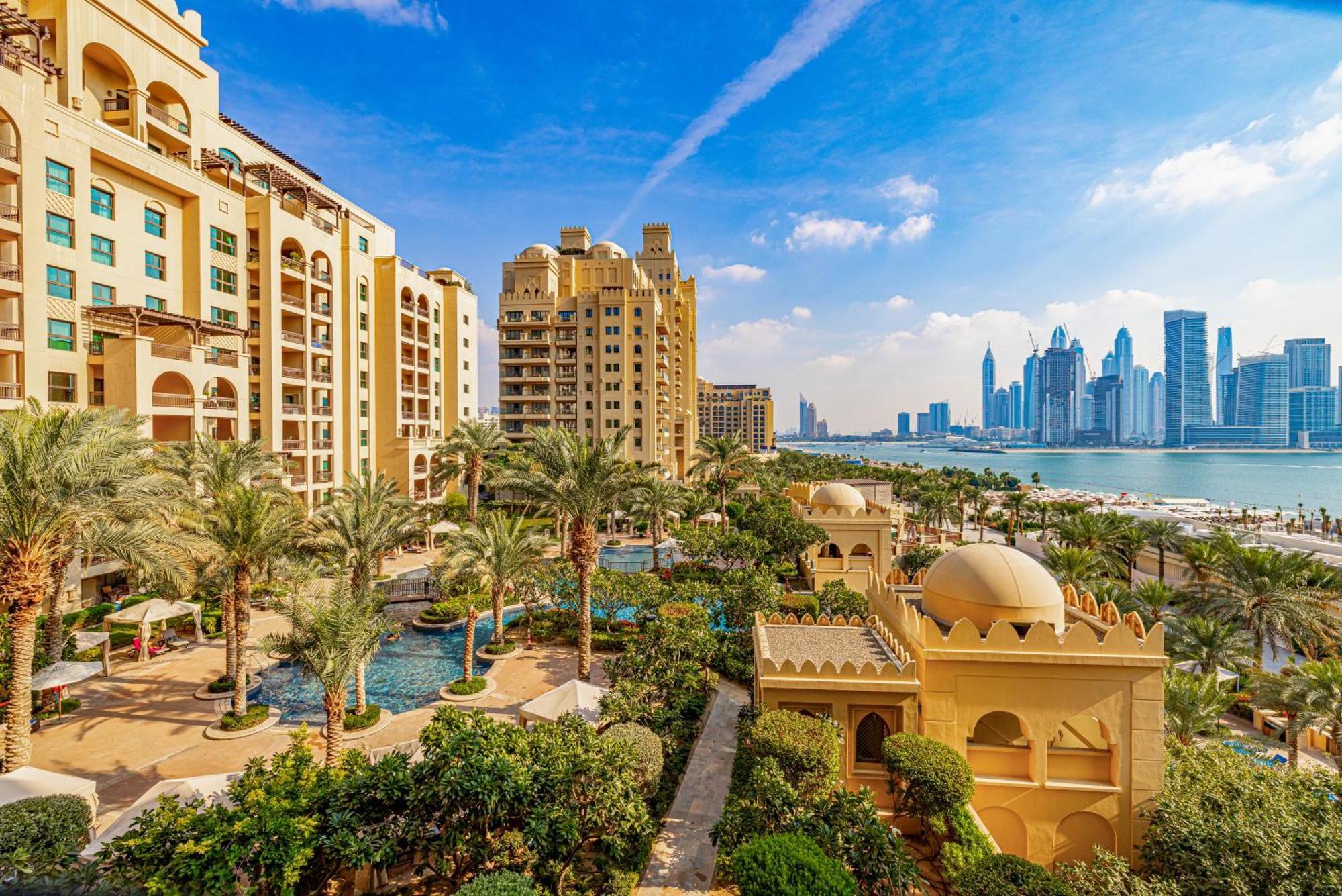 Fairmont North 2br Balcony Sea View Dubaï