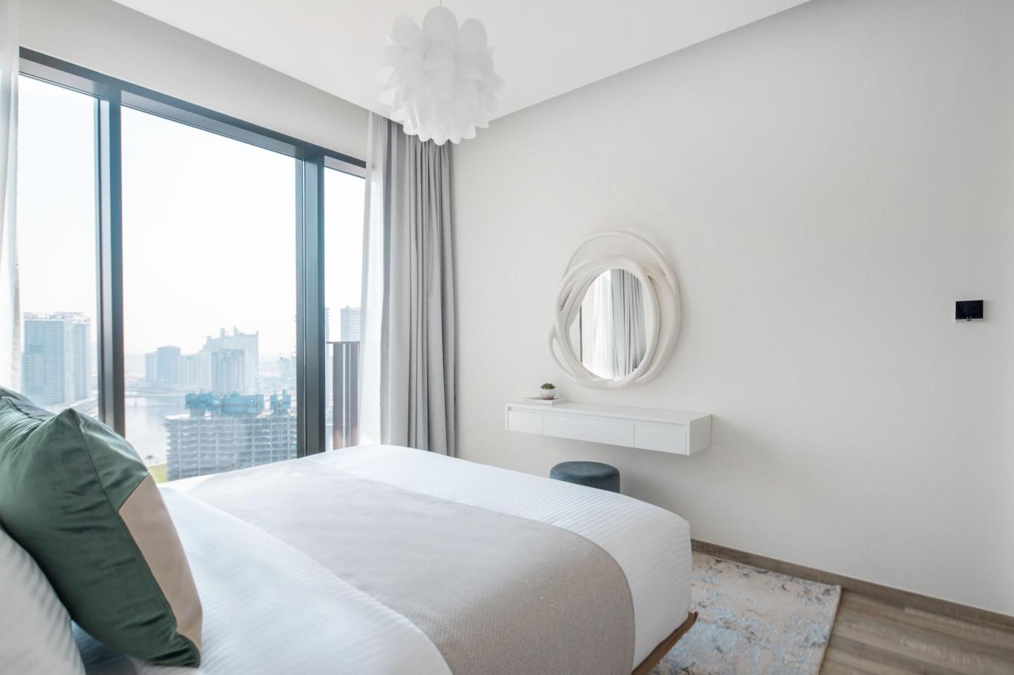 Frank Porter - Ahad Residences *