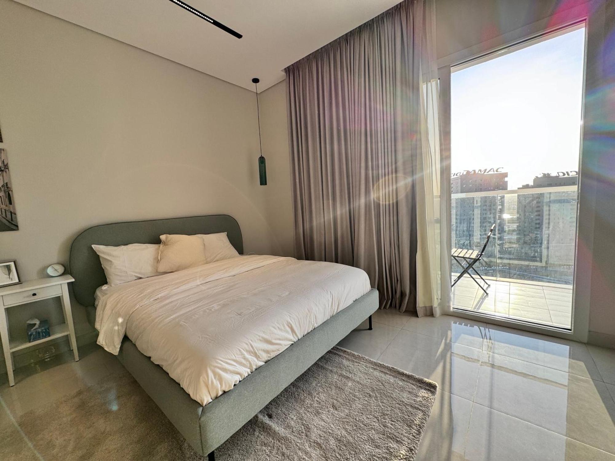Cozy Spacious Ag Tower Business Bay, Dubaï