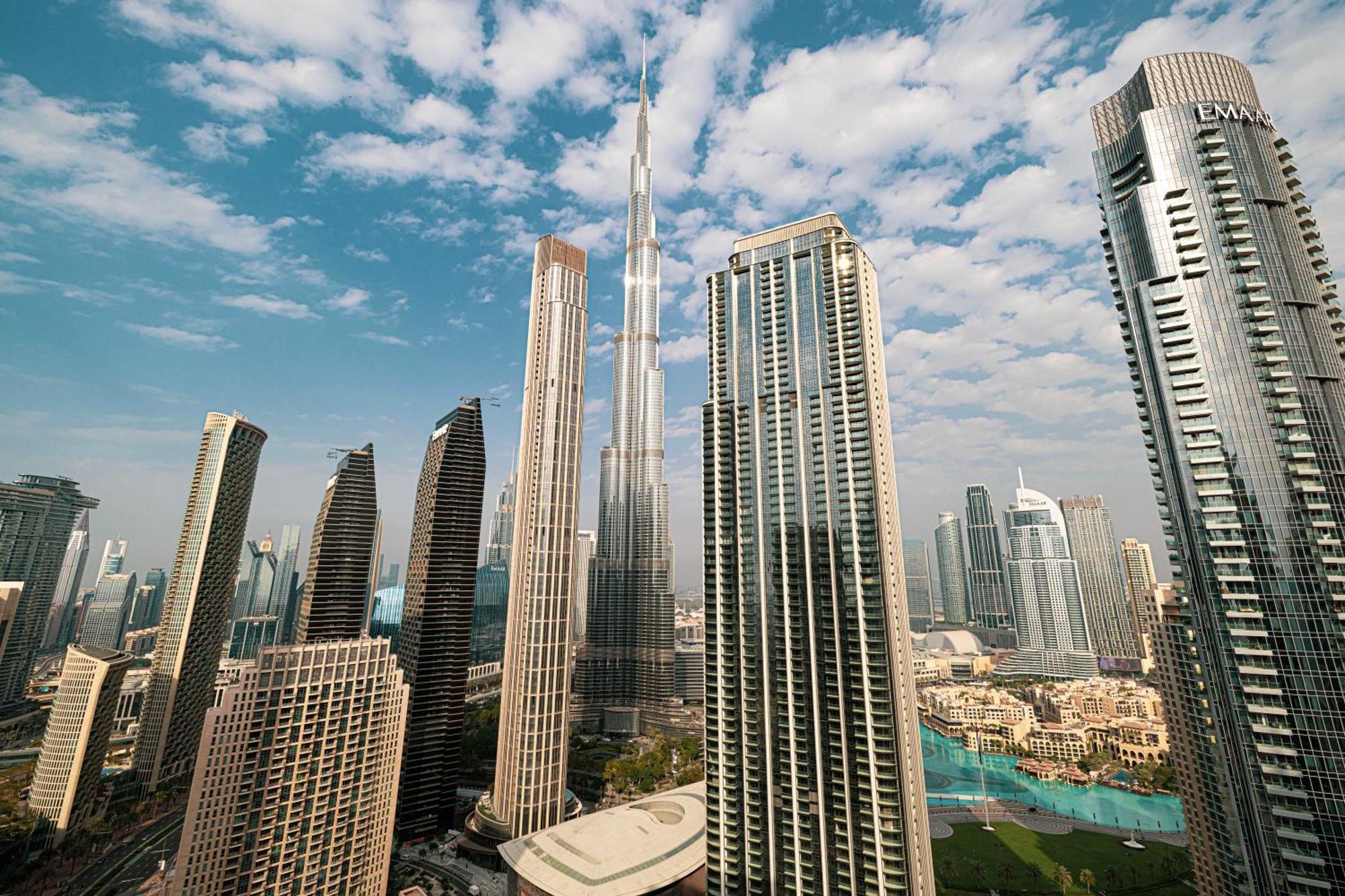 Magnificent - Luxurious 3 Bedroom With The Burj Khalifa View Apartemen