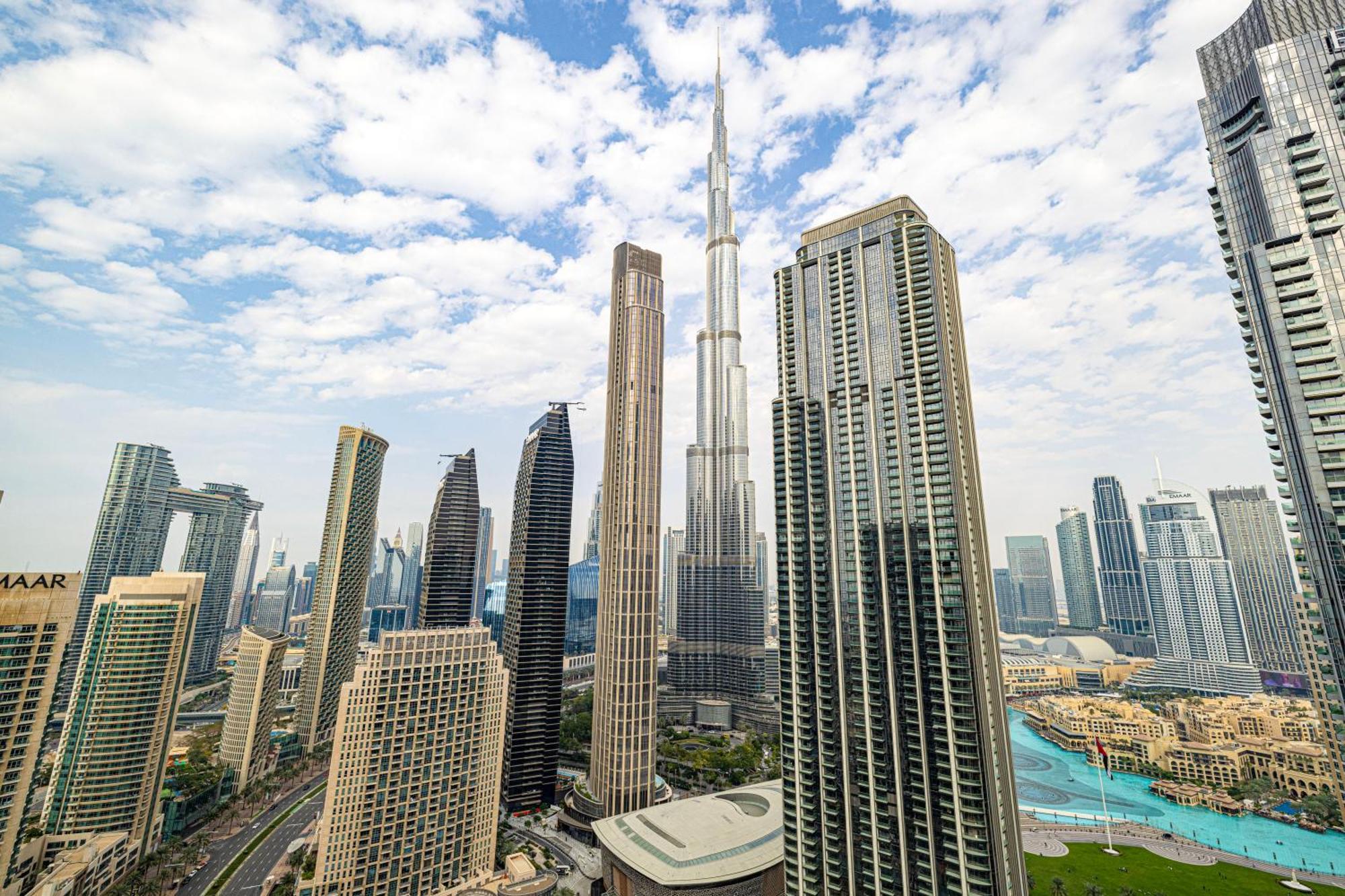 Apartemen Magnificent - Luxurious 3 Bedroom With The Burj Khalifa View *