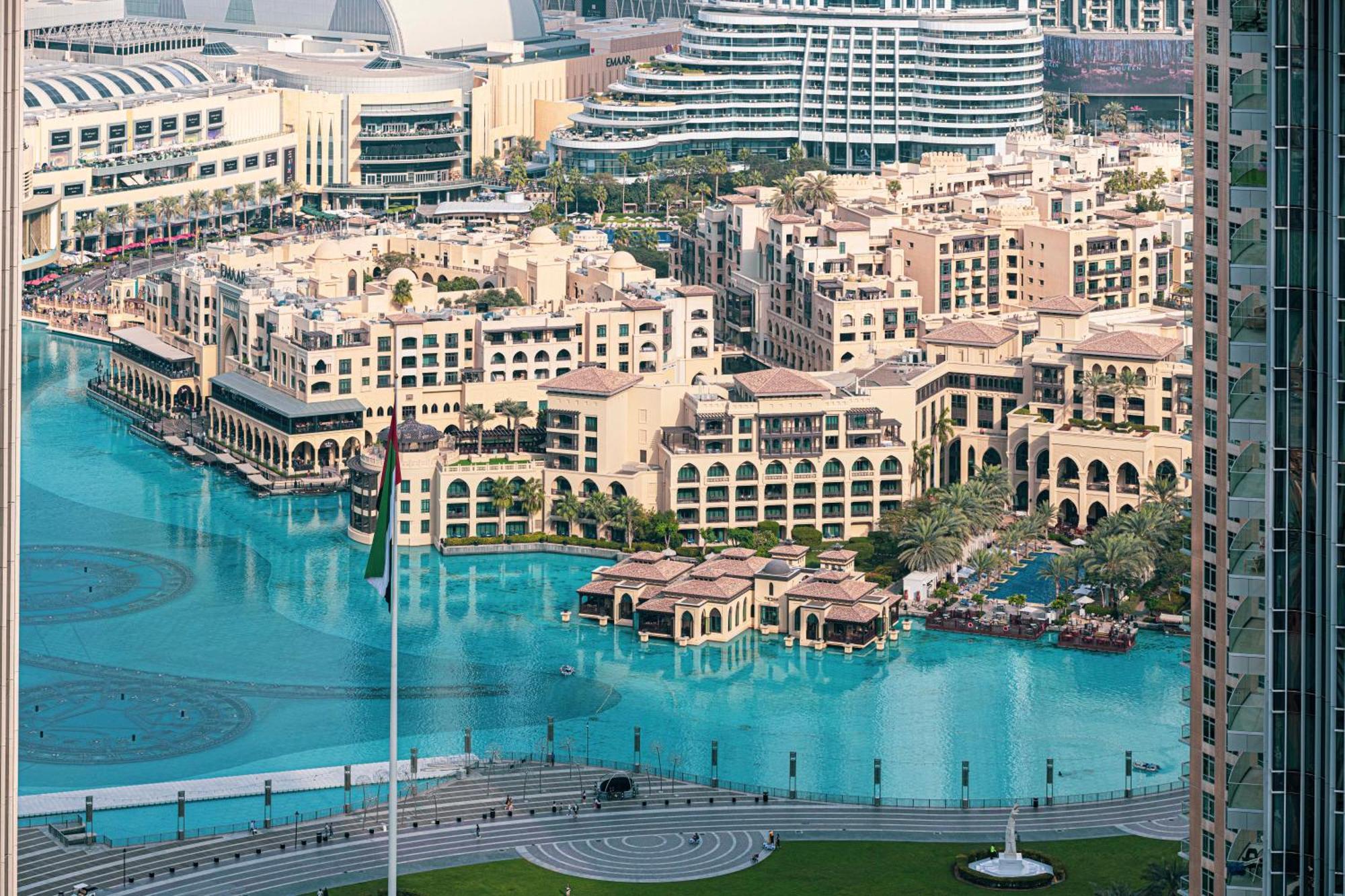 Magnificent - Luxurious 3 Bedroom With The Burj Khalifa View Apartemen