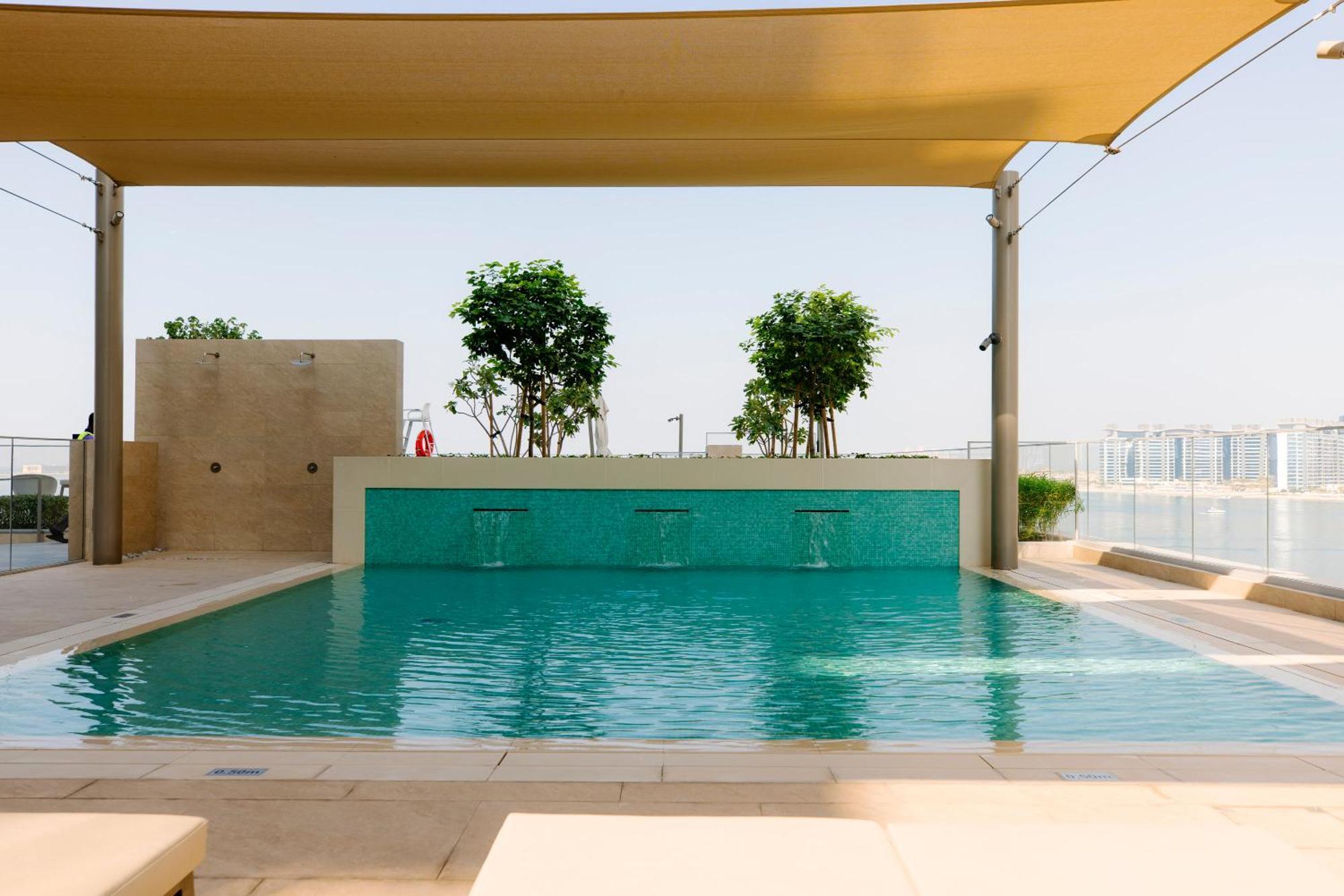 Beachfront Elegant 2bd With Breathtaking Views -15ab01
