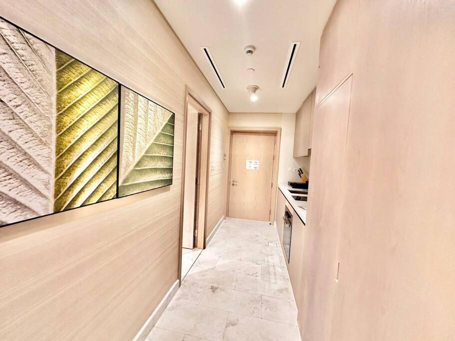 Luxury In High Floor Full Sea View In The Palm Tower Plam Jumeirah Apartemen