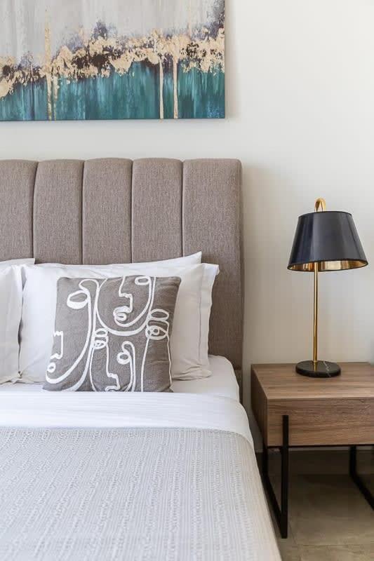 Frank Porter - Majestique Apartment Dubai