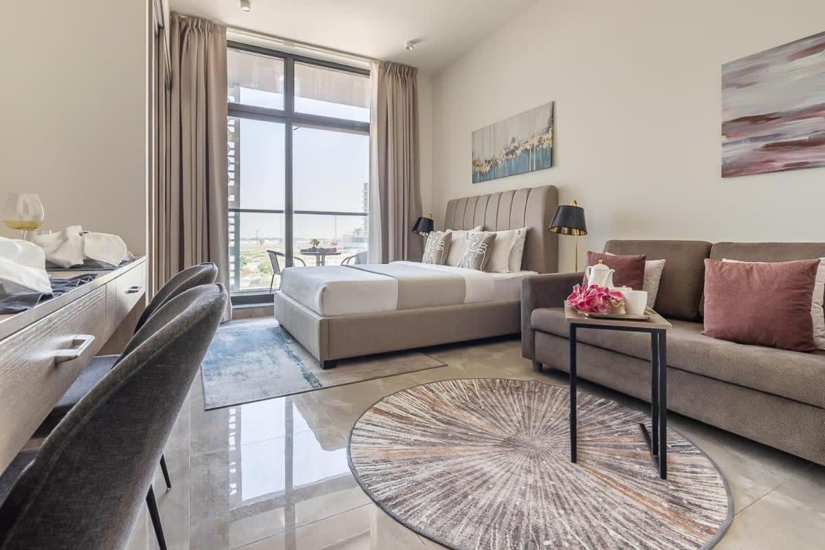 Frank Porter - Majestique 2 * Dubai