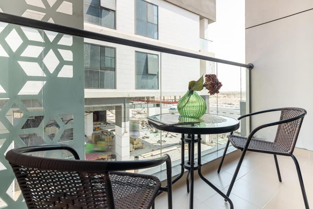 Frank Porter - Majestique 2 Apartament