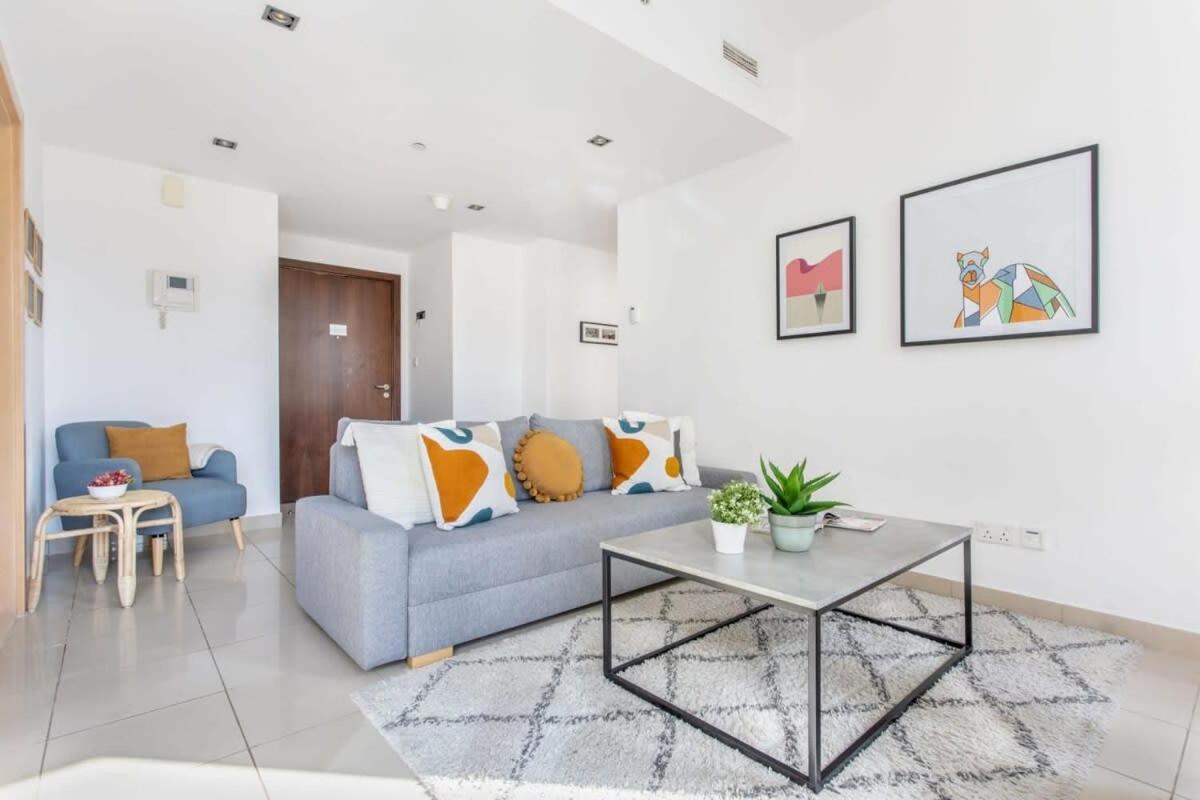 Frank Porter - Blakely Tower Appartement