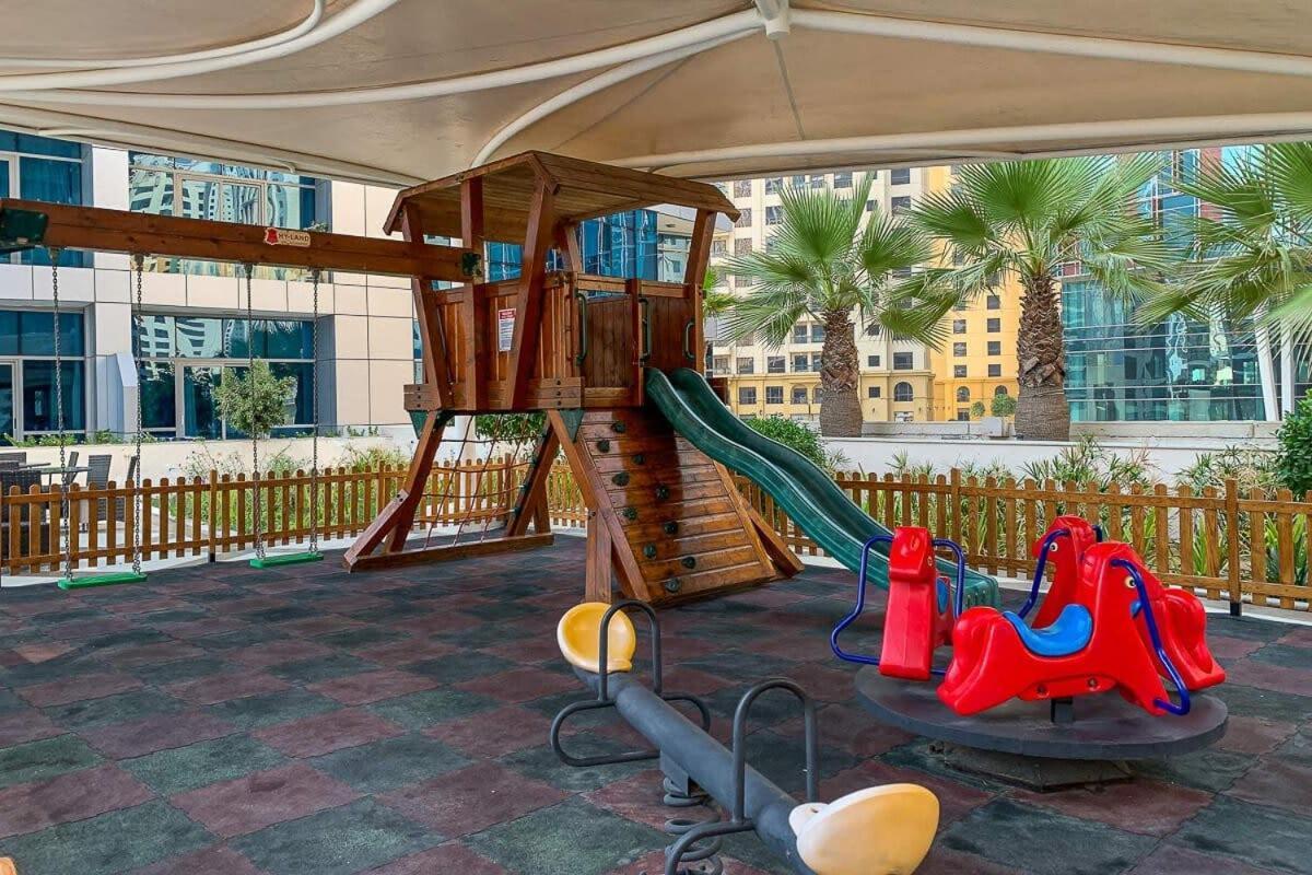Frank Porter - Bay Central West Lägenhet Dubai