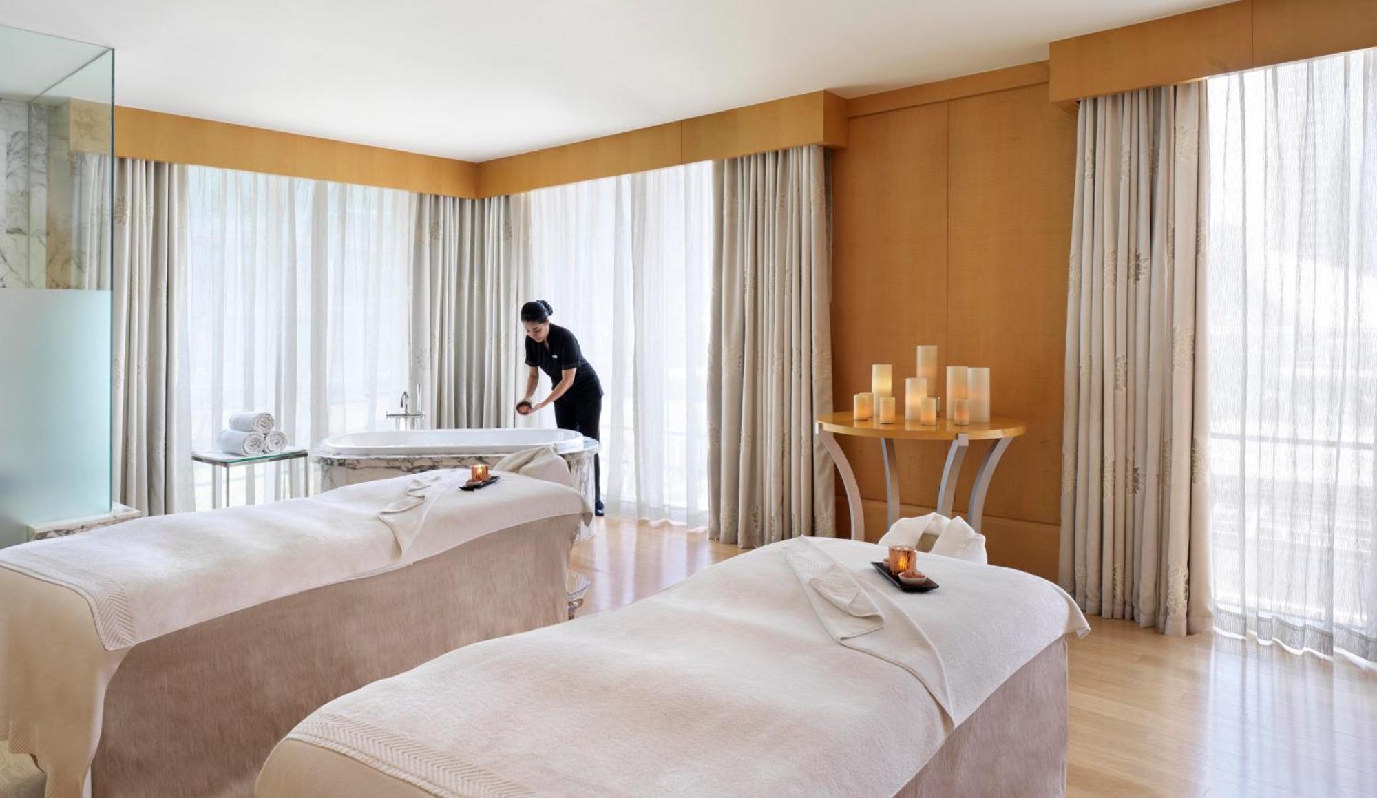 Ritz Carlton Residences Difc Downtown 5* Dubái