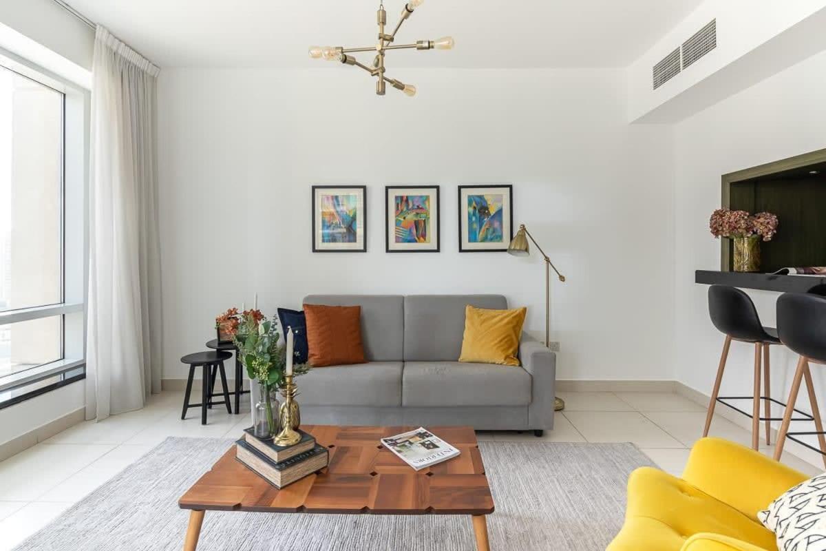 Frank Porter - The Lofts Dubai