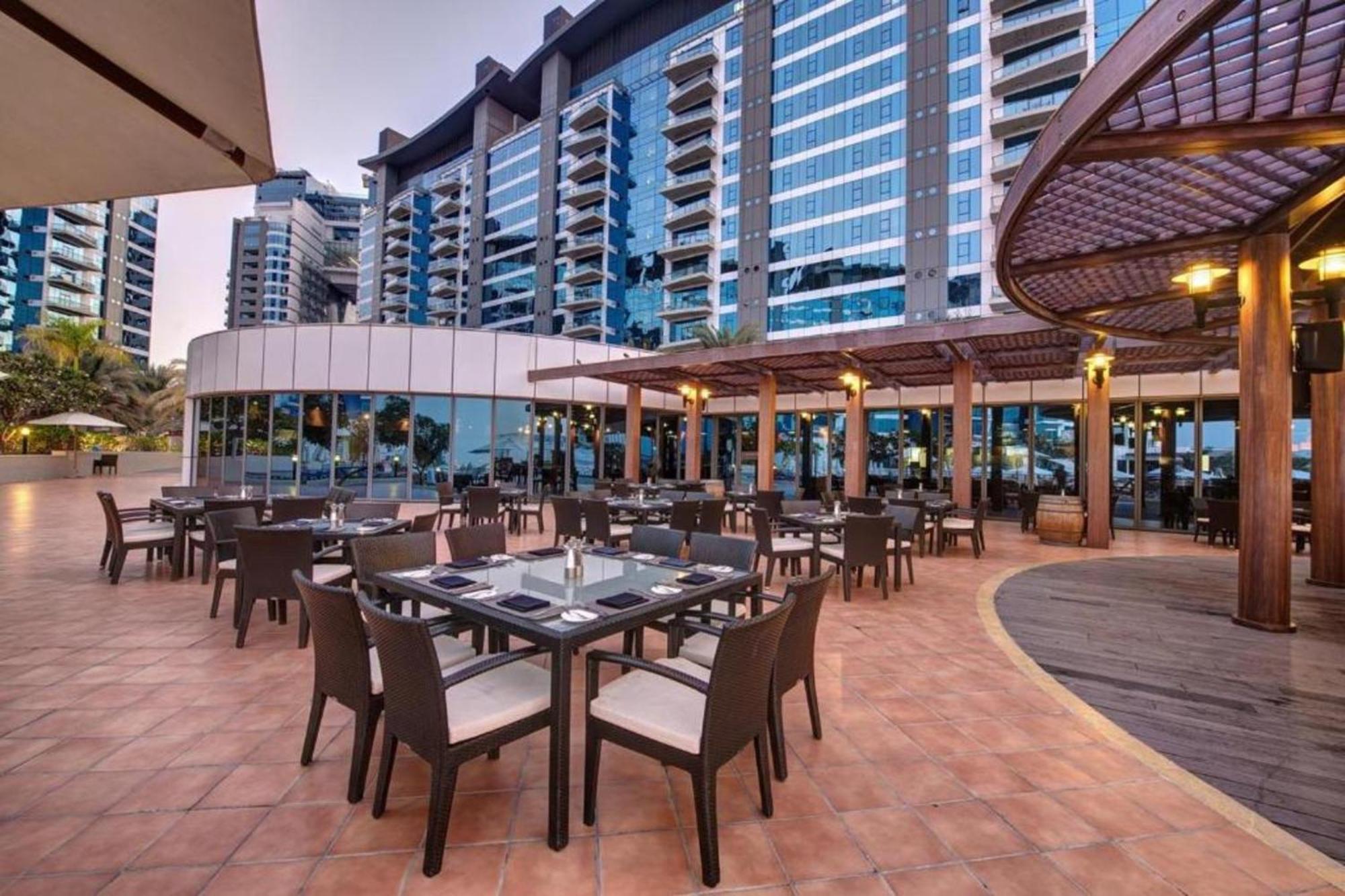 Lejlighed Oceana Residences, Free & Pool Access Dubai