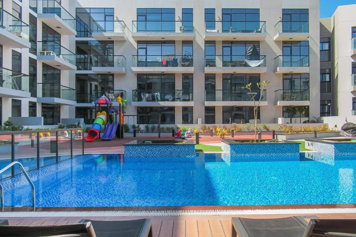 Frank Porter - Aria By Grovy * Dubai