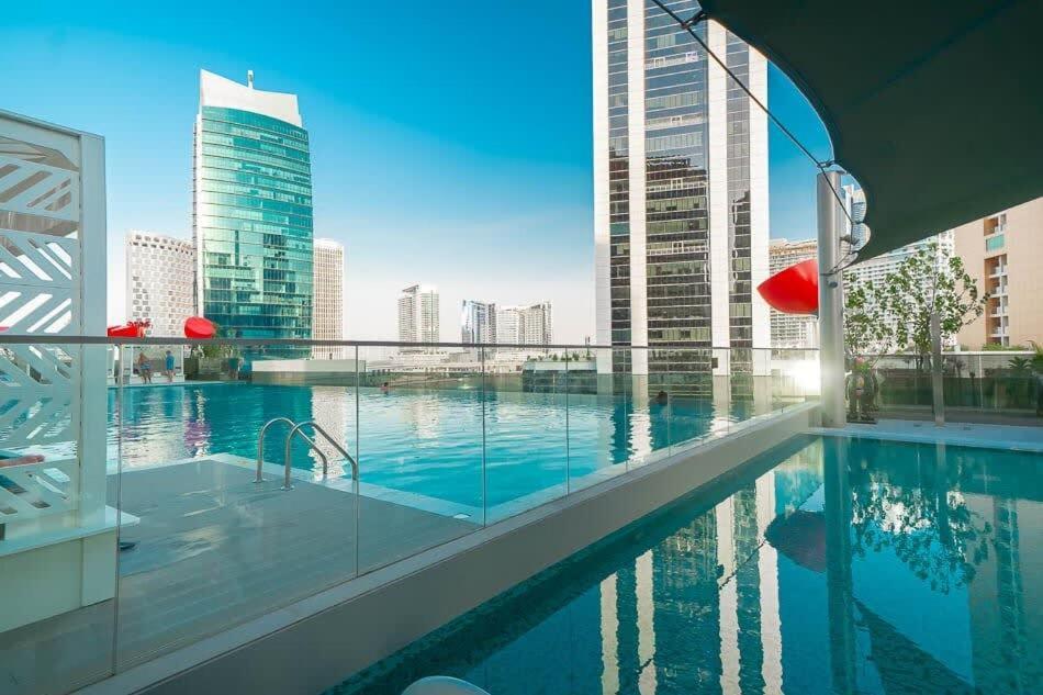 Frank Porter - Mag 318 * Dubai
