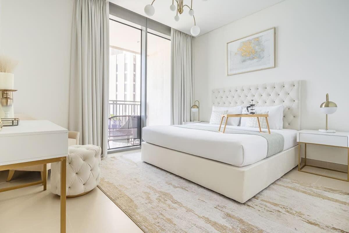 Frank Porter - 5242 Emaar Tower Apartamento