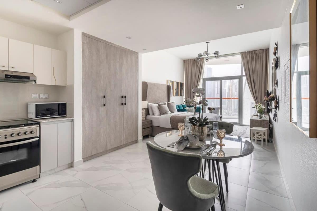 Appartement Frank Porter - Millenium Binghatti Residences *