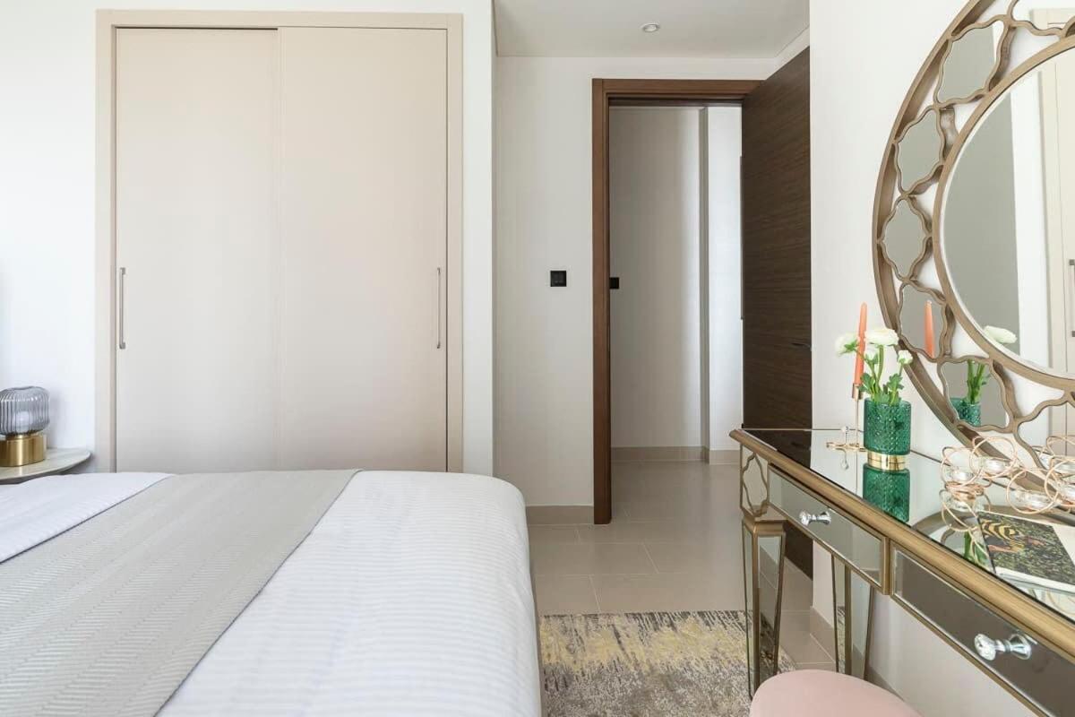 Appartement Frank Porter - Sobha Creek Tower B Dubaï