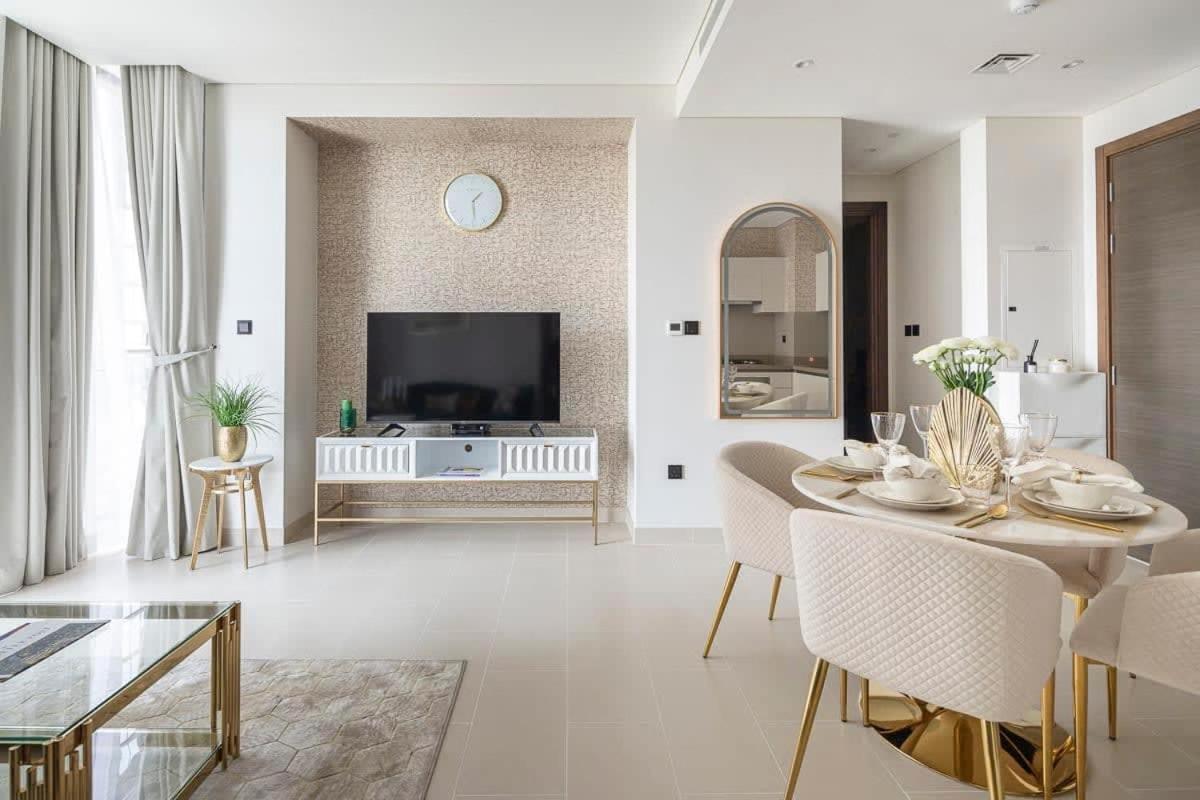 Frank Porter - Sobha Creek Tower B * Dubaï