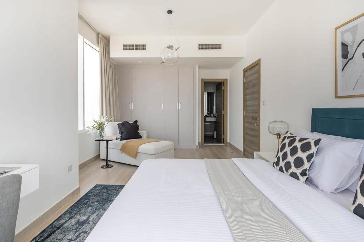 Frank Porter - Bloom Tower Appartement