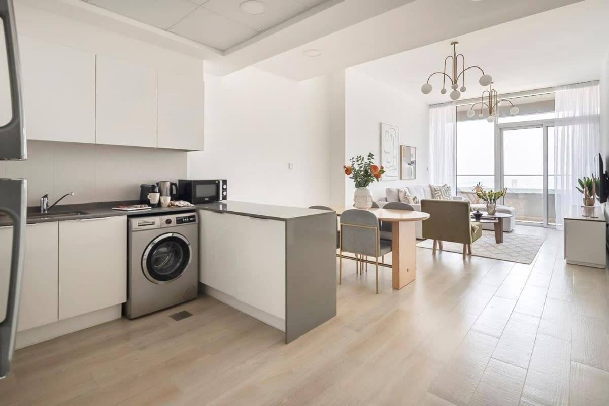 Frank Porter - Bloom Tower Appartement *
