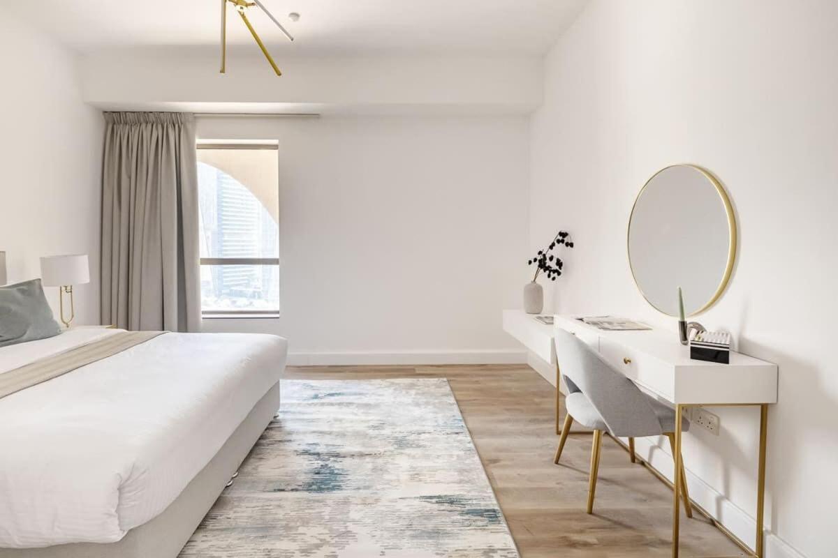 Frank Porter - Rimal 1 Apartment *