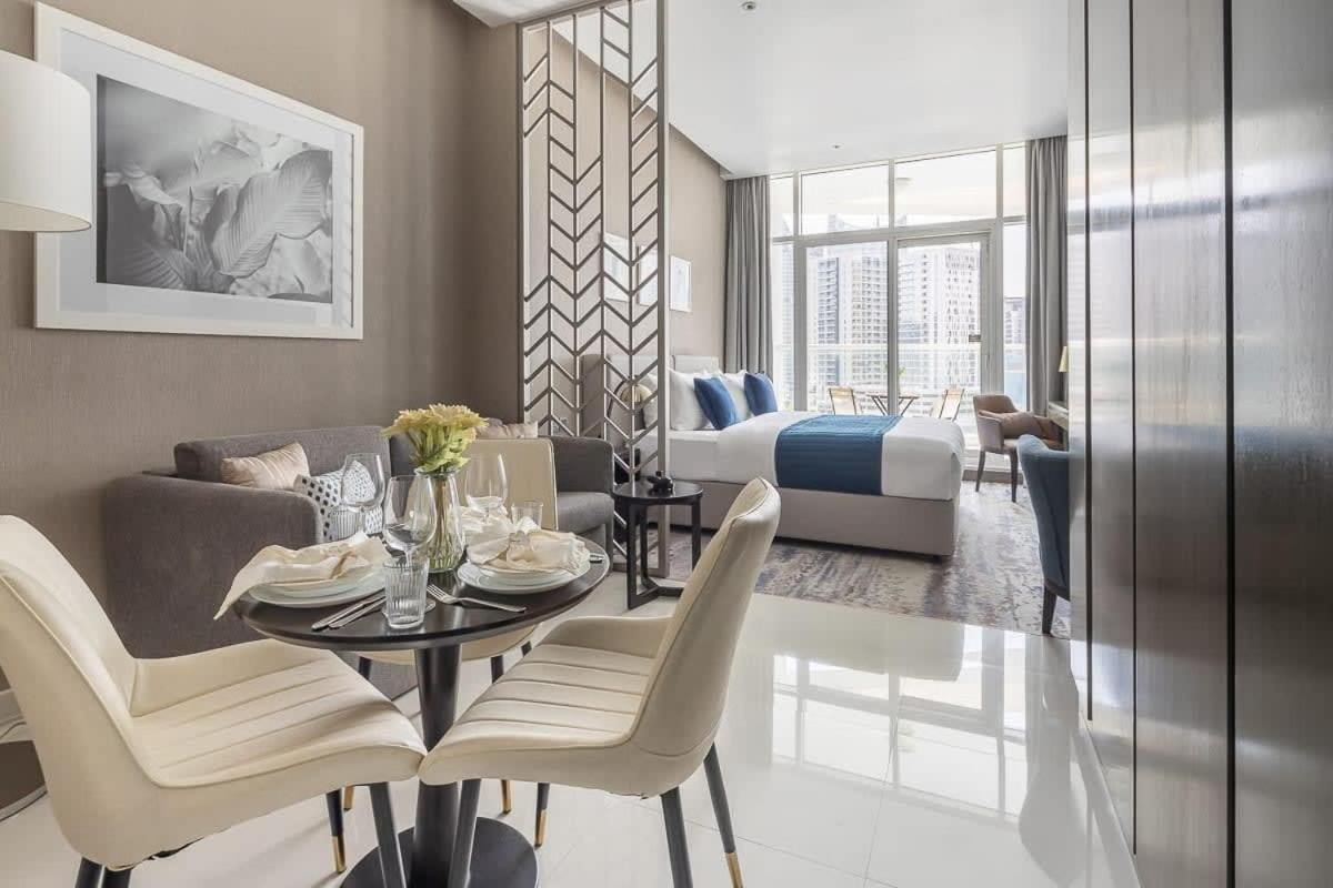 Frank Porter - Damac Prive *