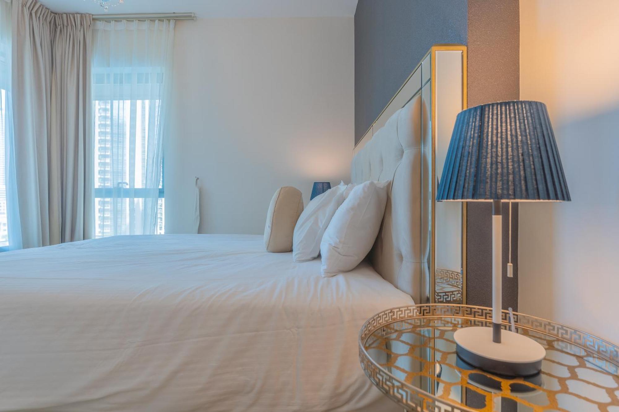 Bella Vista - 29 Boulevard Downtown - 2br - Partial Fountain View