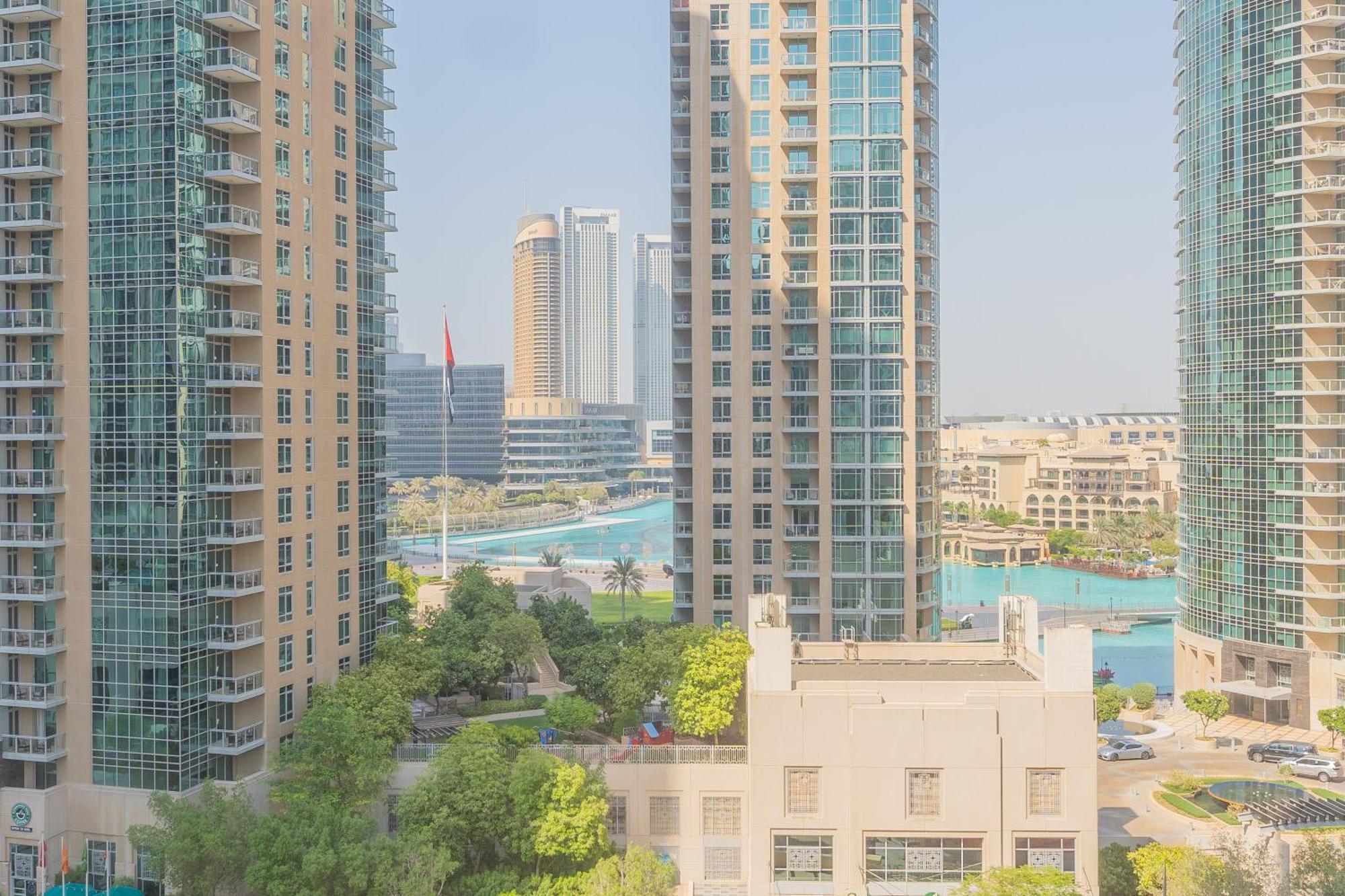 Bella Vista - 29 Boulevard Downtown - 2br - Partial Fountain View *