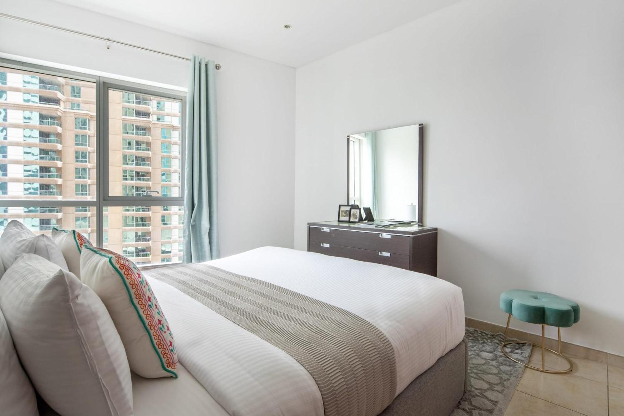 Frank Porter - Marina Heights 1 Apartamento