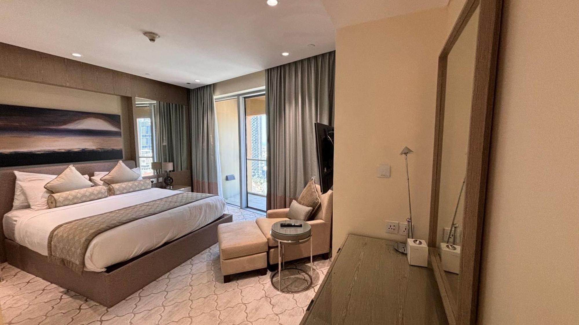 Emaar Residences Fashion Avenue - Formerly Address Mall - Stunning Apartahotel