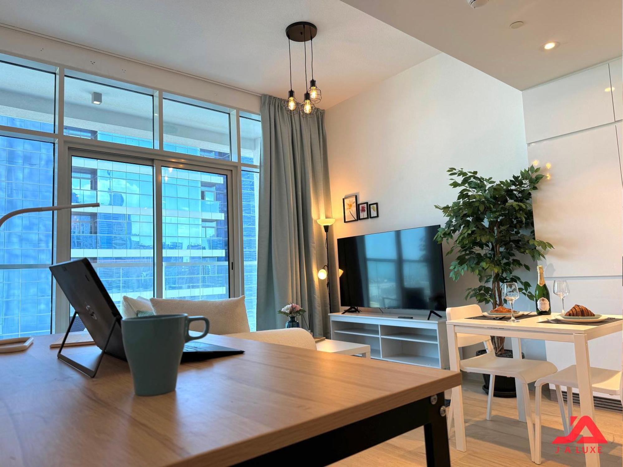 Stylish Marina & Sea View In One, Marina With Modern Gym & Pool, Steps To Jbr & Metro Dubái