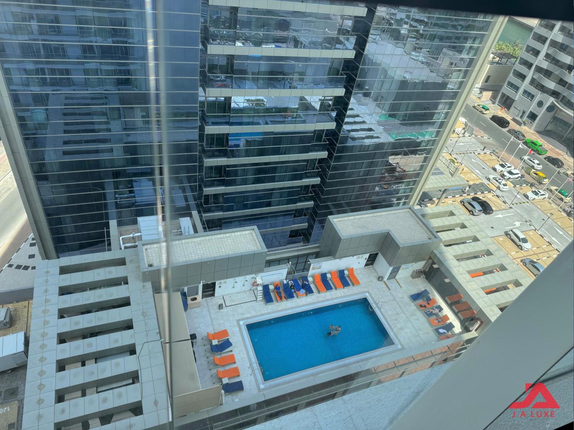 Stylish Marina & Sea View In One, Marina With Modern Gym & Pool, Steps To Jbr & Metro * Dubái