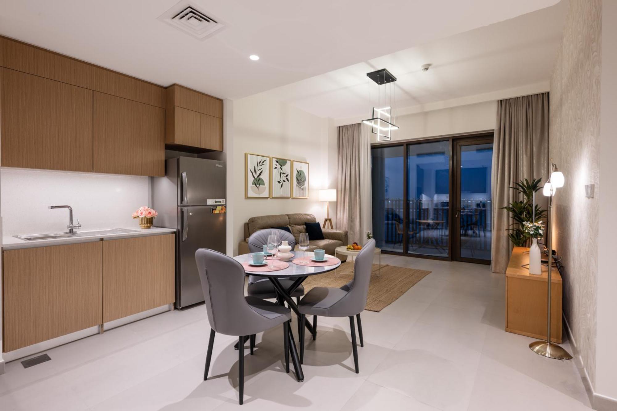 Cozy 1br In Creek Summer 3mins Walk To The * Dubaï