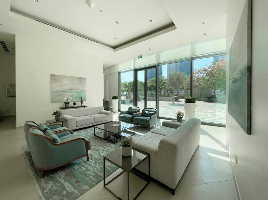 First Class 1br Stylish And Luxurious Apartment Dubai