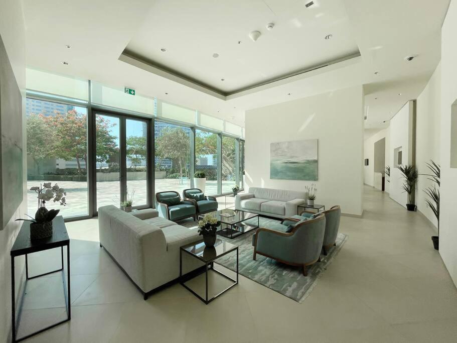 First Class 1br Stylish And Luxurious Apartment *