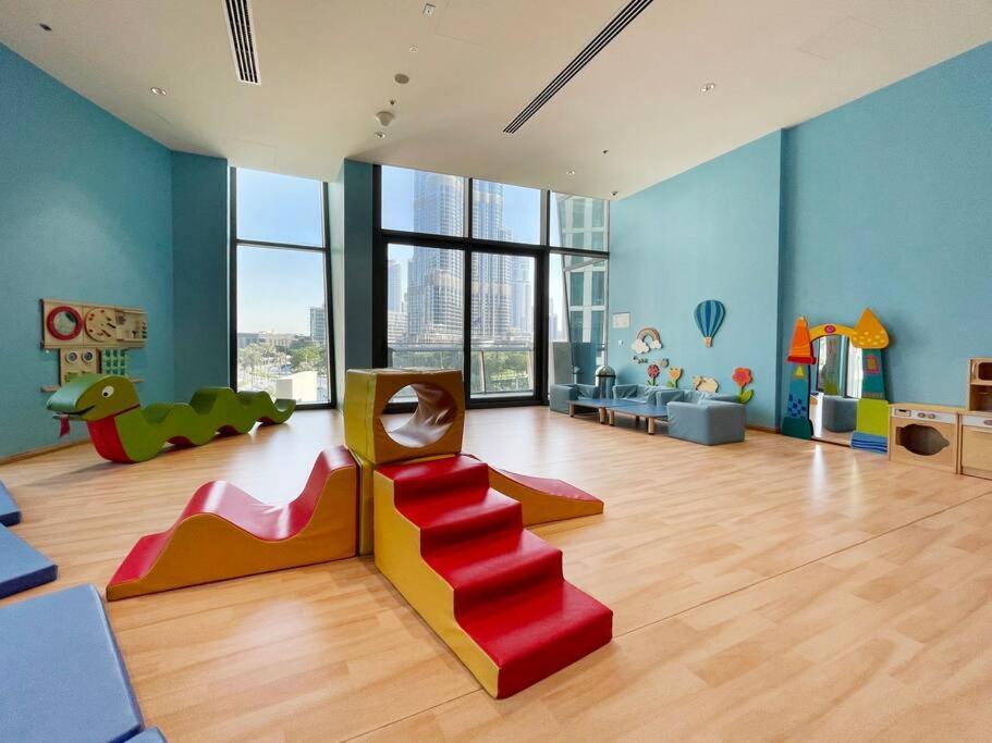 Apartment First Class 1br Stylish And Luxurious Dubai