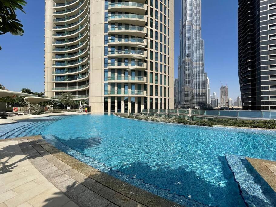 First Class 1br Stylish And Luxurious Apartment