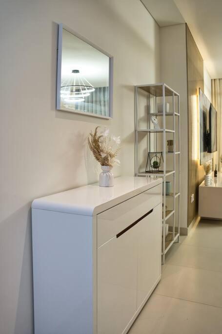 Comfy 2br In Downtown. Lägenhet