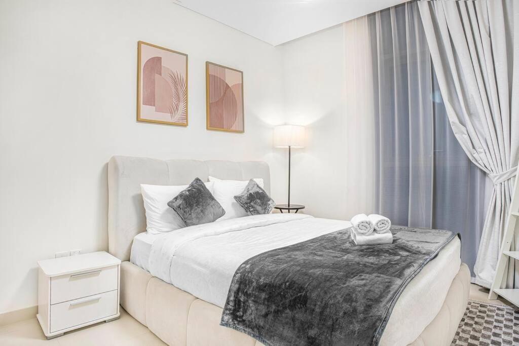 Comfy 2br In Downtown. Apartment Dubai