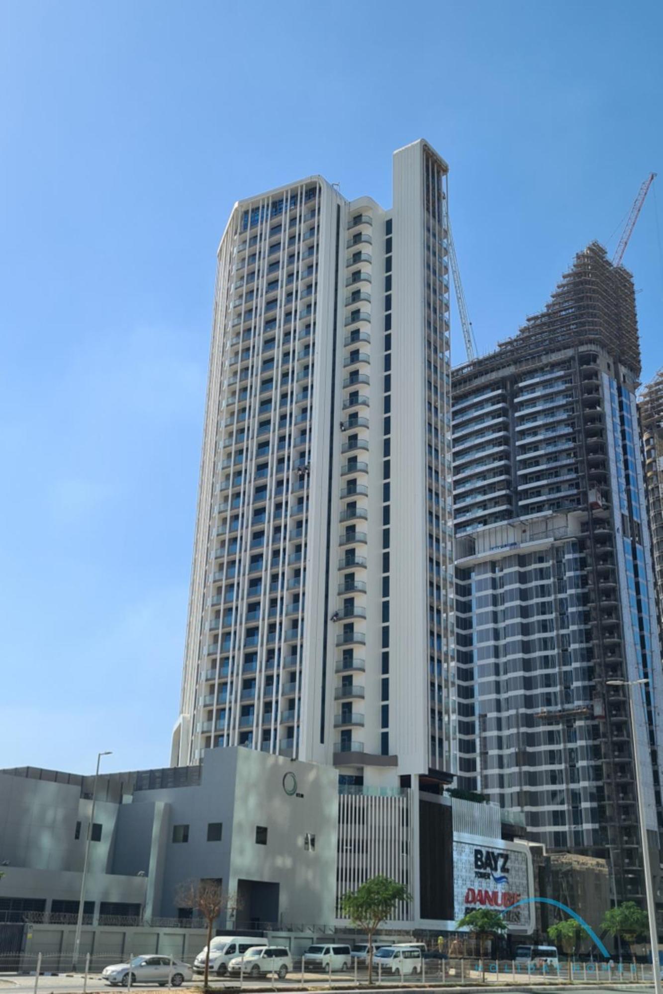 Rate Of The Week Modern With Canal Views By Deluxe Homes Apartment *