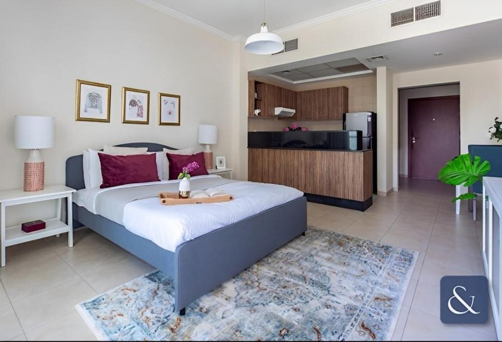 Burj Al Nujoom Downtown, Mall, Fountain Views & Burj Khalifa Apartemen Dubai