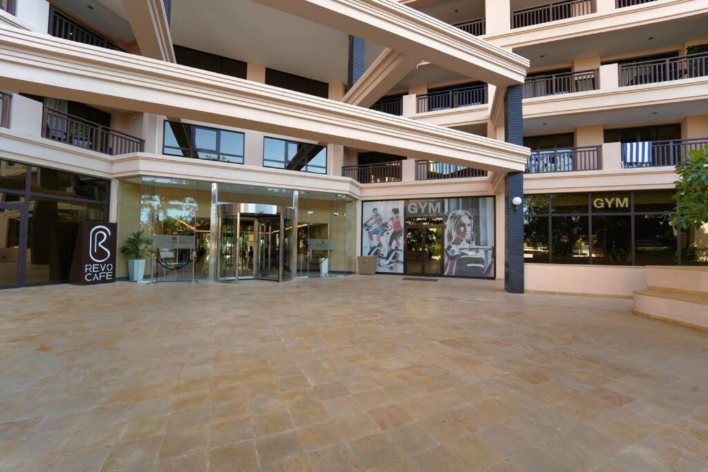 Appartement First Class 1br In Royale On The Palm Dubaï