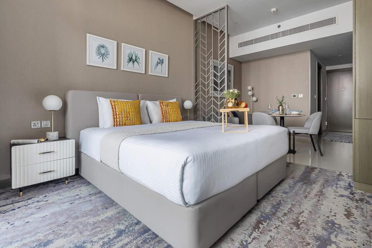 Frank Porter - Damac Prive B *