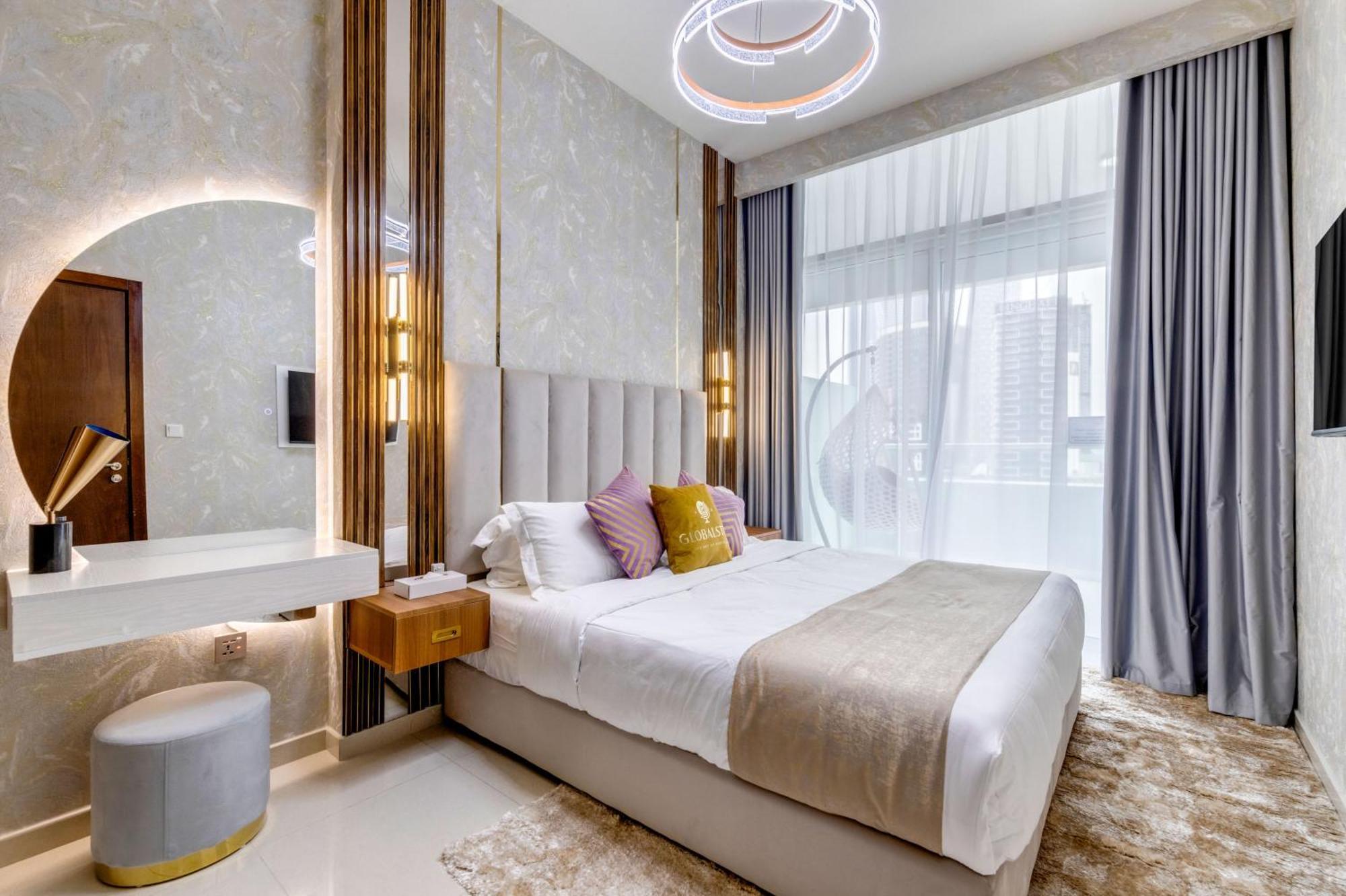 Globalstay. Luxury Near The Canal Apartment