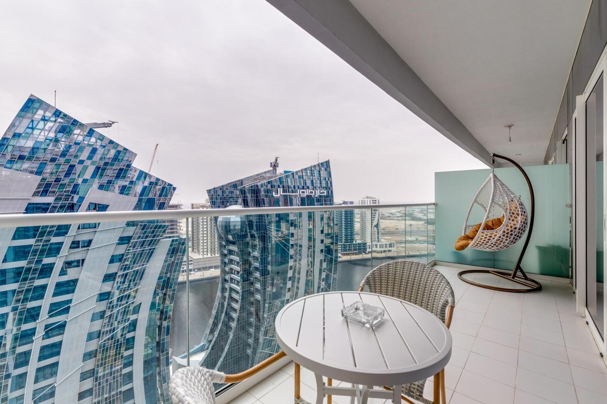 Appartamento Globalstay. Luxury Near The Canal Dubai