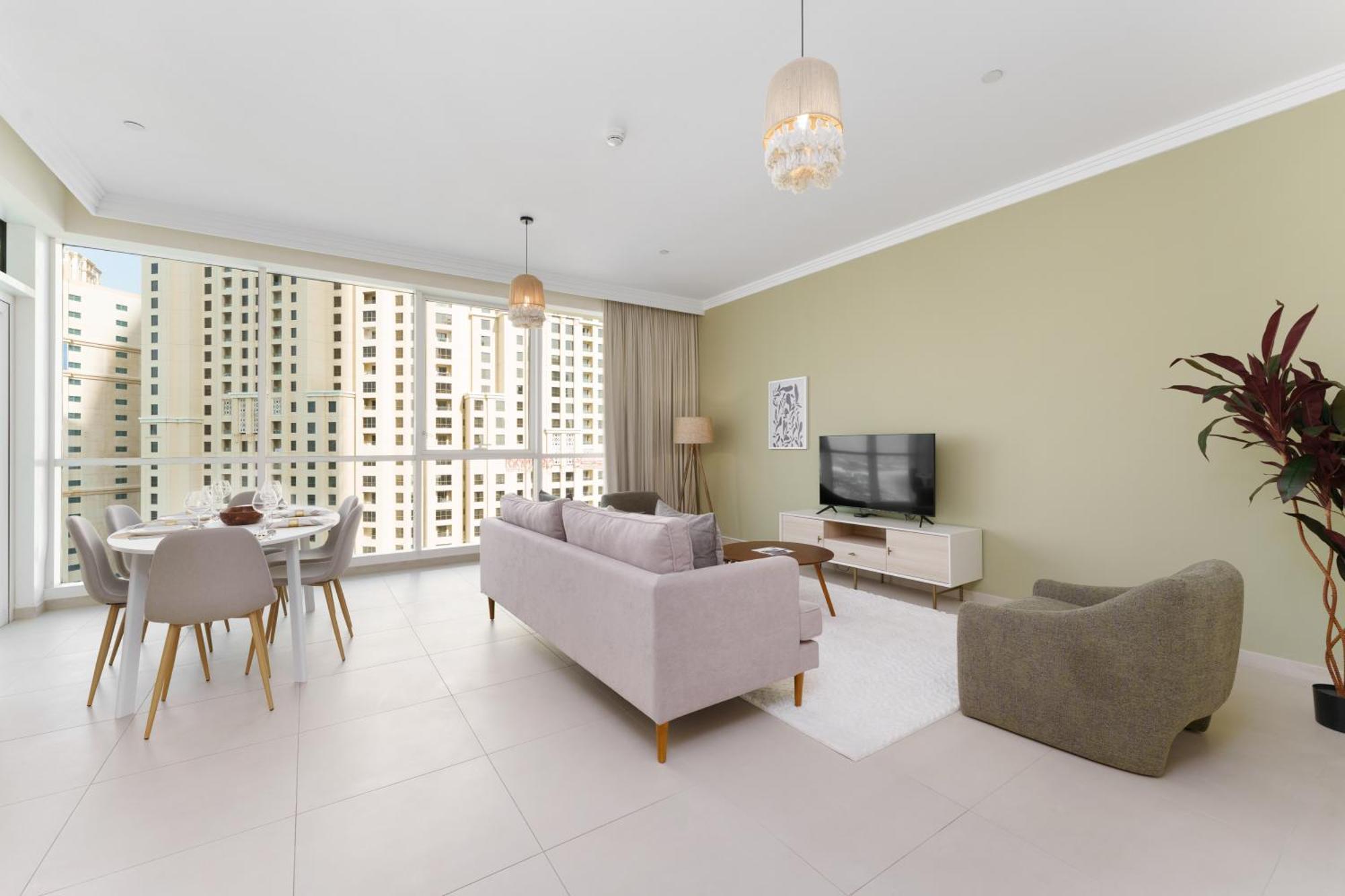 Maison Privee - Stunning Jbr Retreat W/ Partial Sea & Marina Views