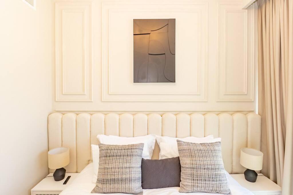 Appartement Luxurious 2-br In Downtown