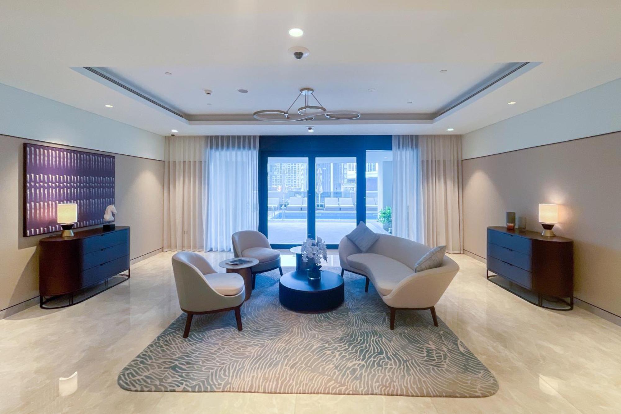 Majestic Act One 2br 32nd Floor- Downtown- Fountain View